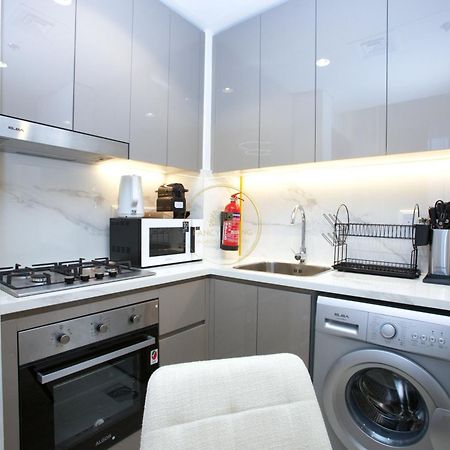 Standard 2Bhk Located In Azizi Riviera 46 Dubai Exterior foto